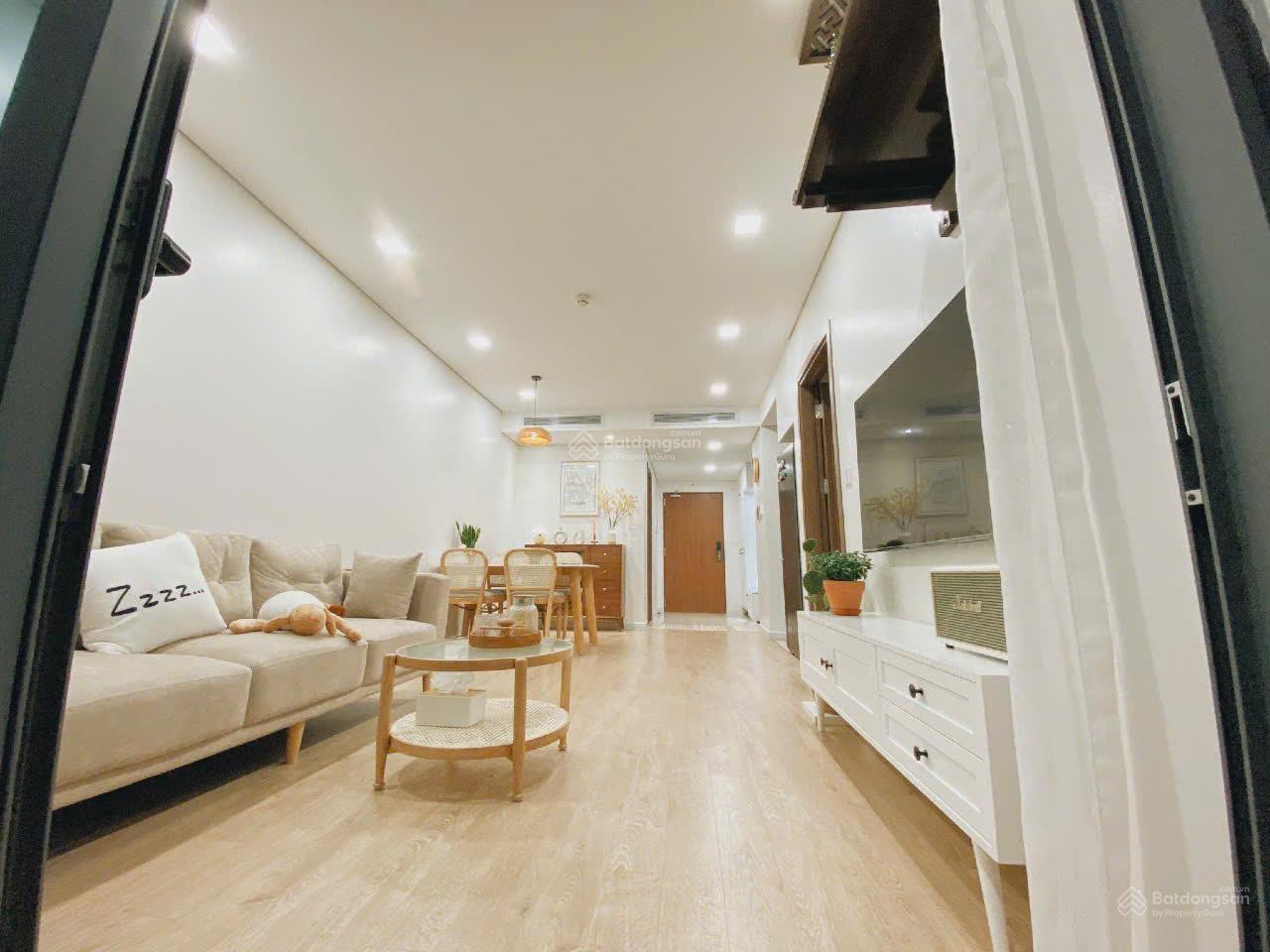 Cho thuê nhanh căn Officetel 36m2 full nội thất giá chỉ 10tr/th tại Orchard Garden. LH 0949 229 ***