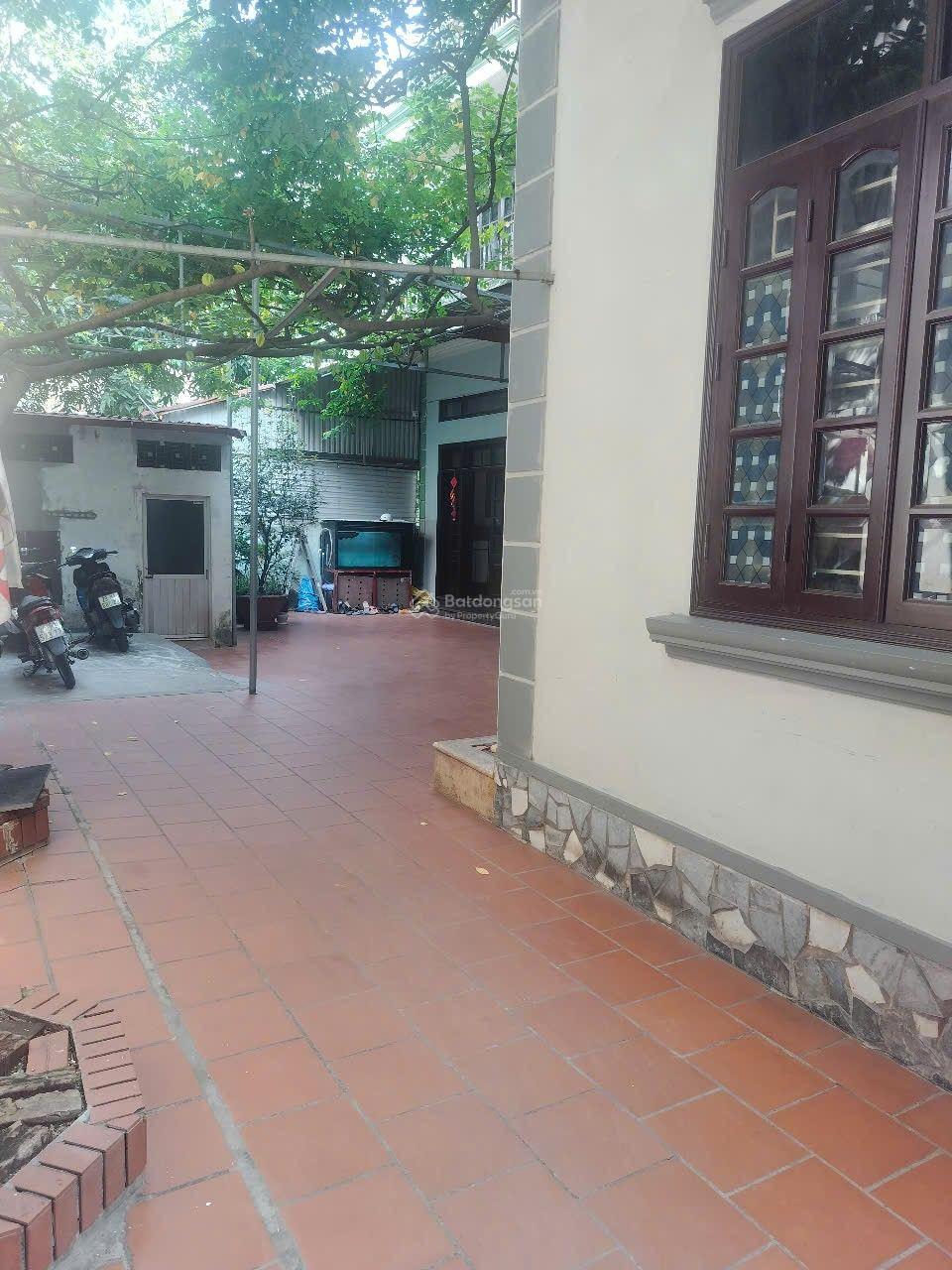 Bán nhà đất Dịch Vọng Hậu 254m2 - ngõ thoáng - xây nhà ở hay đầu tư xây CCMN đều đỉnh chóp Bán nhà đất Dịch Vọng Hậu 254m2 - ngõ thoáng - xây nhà ở hay đầu tư xây CCMN đều đỉnh chóp