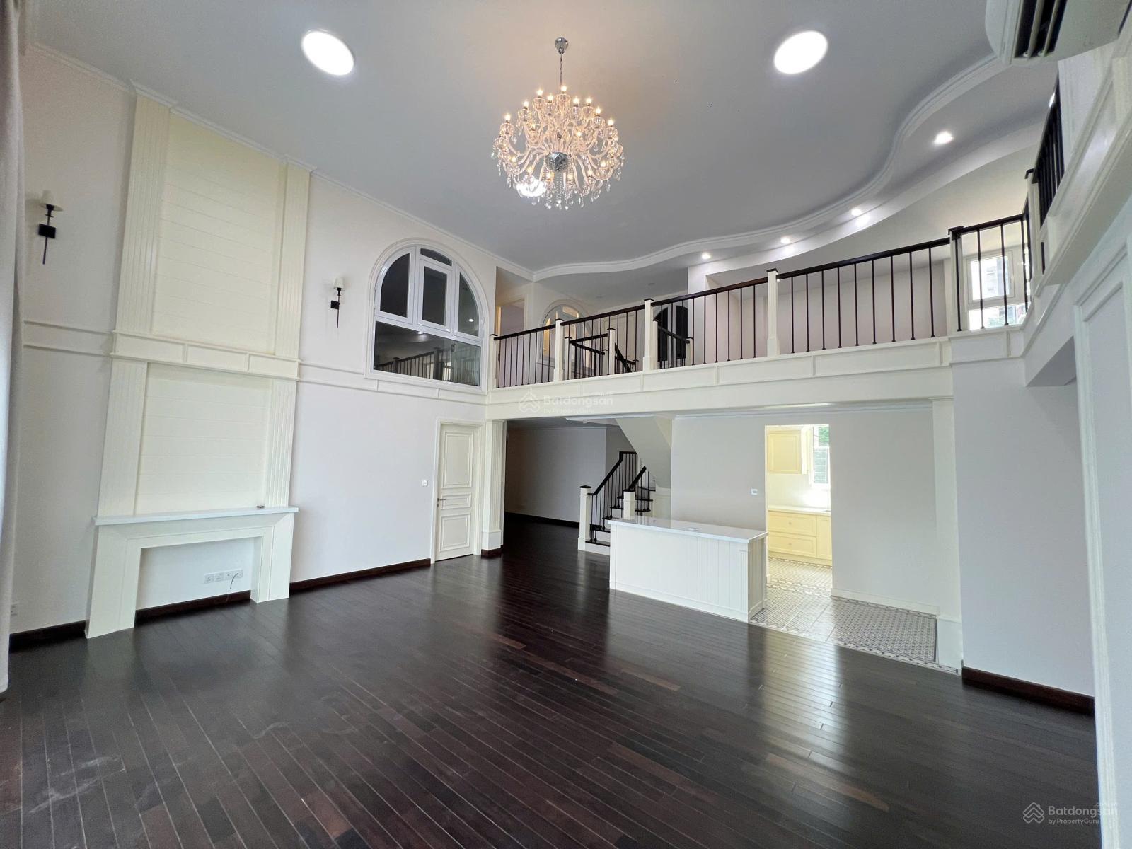 "Đơn giá quá hợp lý" chỉ ~68tr/m2 anh chị đã sở hữu căn duplex 6 phòng ngủ 350m2 Vista Verde này