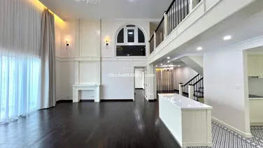 "Đơn giá quá hợp lý" chỉ ~68tr/m2 anh chị đã sở hữu căn duplex 6 phòng ngủ 350m2 Vista Verde này