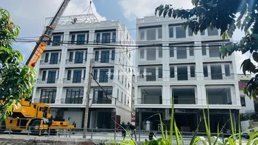 Mr. Tuấn: Căn nhà 5 tầng tại An Trang, An Đồng, tuyến 2 Tôn Đức Thắng. Giá chỉ từ 5,2 tỷ