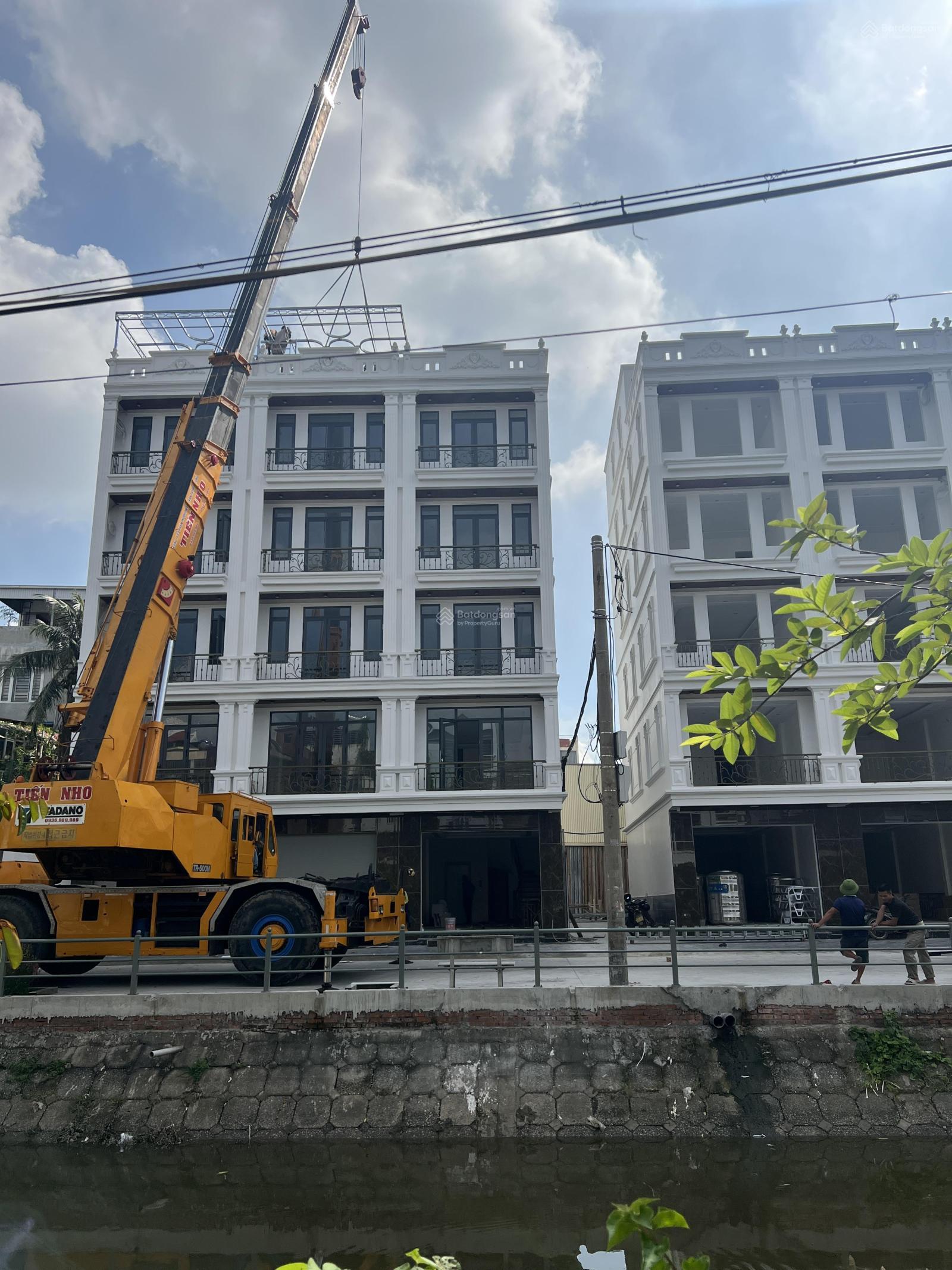 Mr. Tuấn: Căn nhà 5 tầng tại An Trang, An Đồng, tuyến 2 Tôn Đức Thắng. Giá chỉ từ 5,2 tỷ