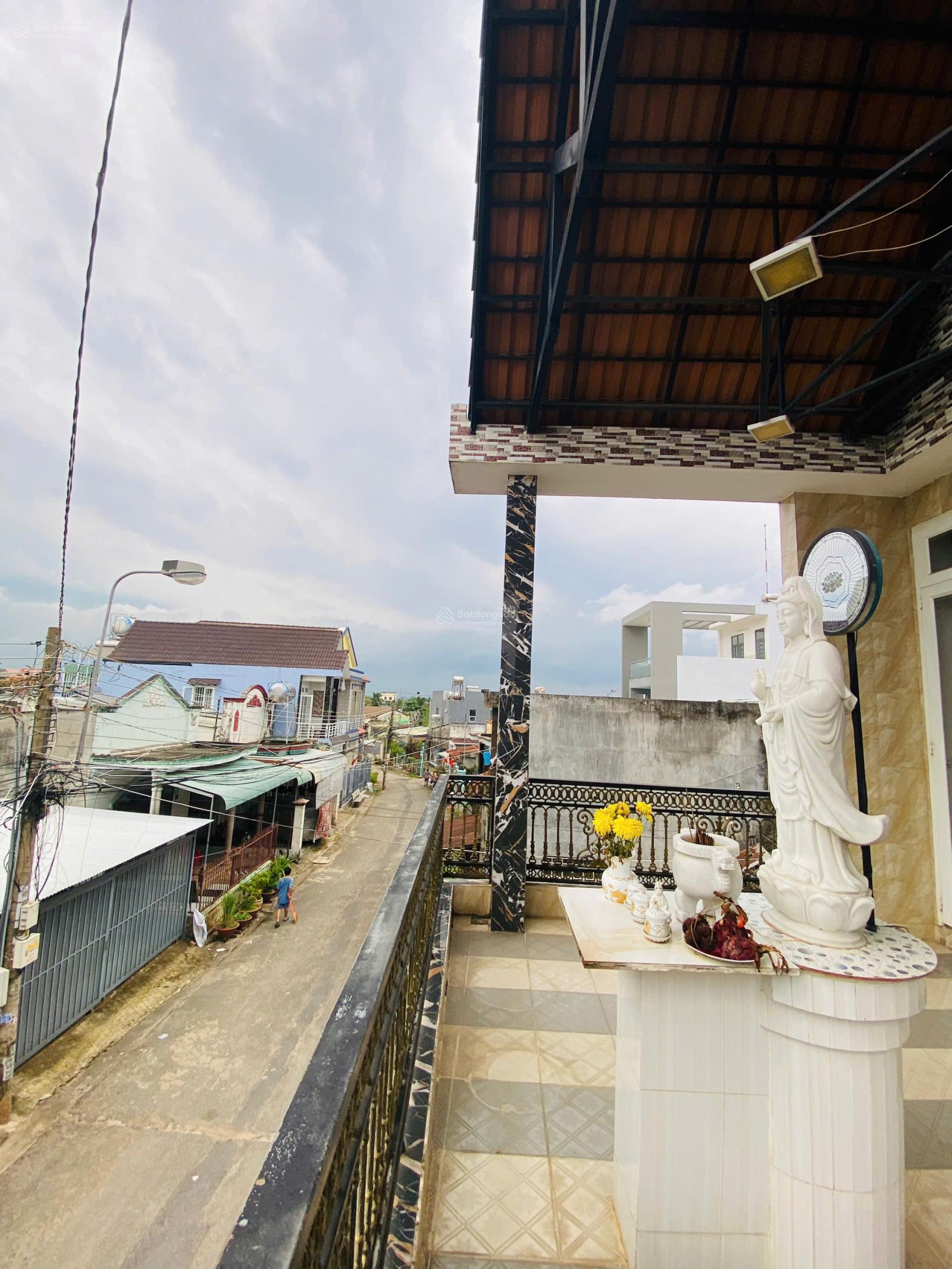 Bán gấp nhà 01 lầu MT nhựa, trung tâm Trảng Bom, Đồng Nai