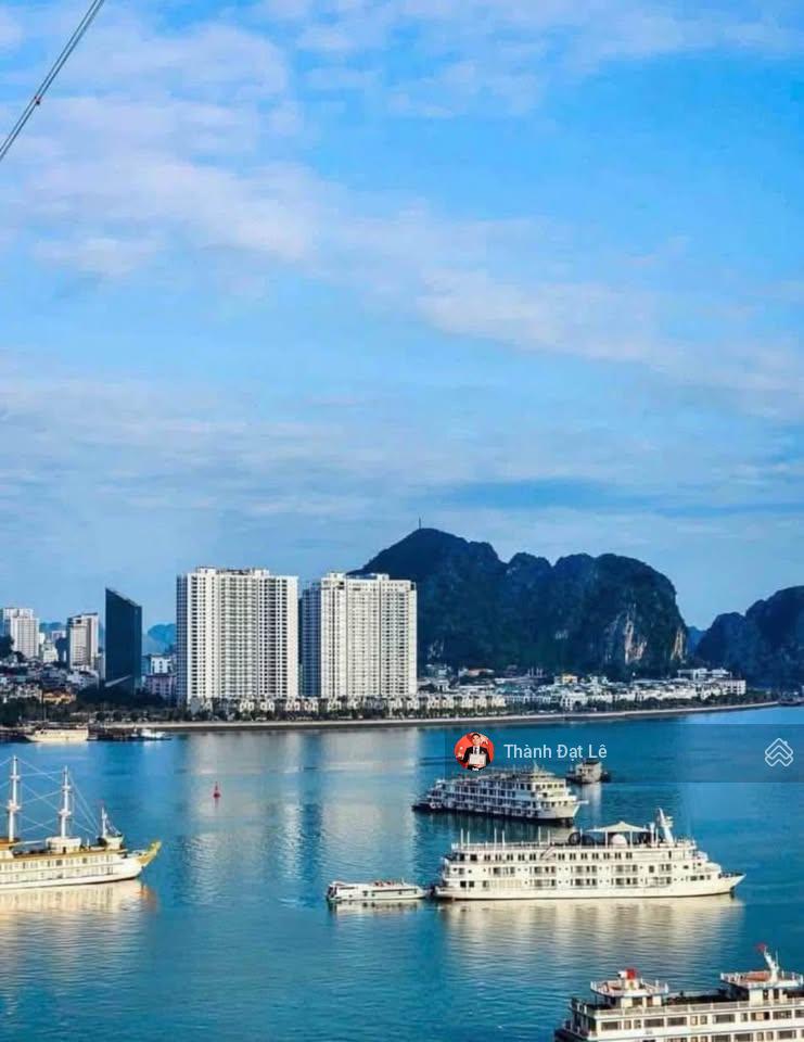 Chính chủ bán cắt lỗ căn Studios 37m2 view biển đẹp tại chung cư Sapphire S2, Bến Đoan, Hạ Long