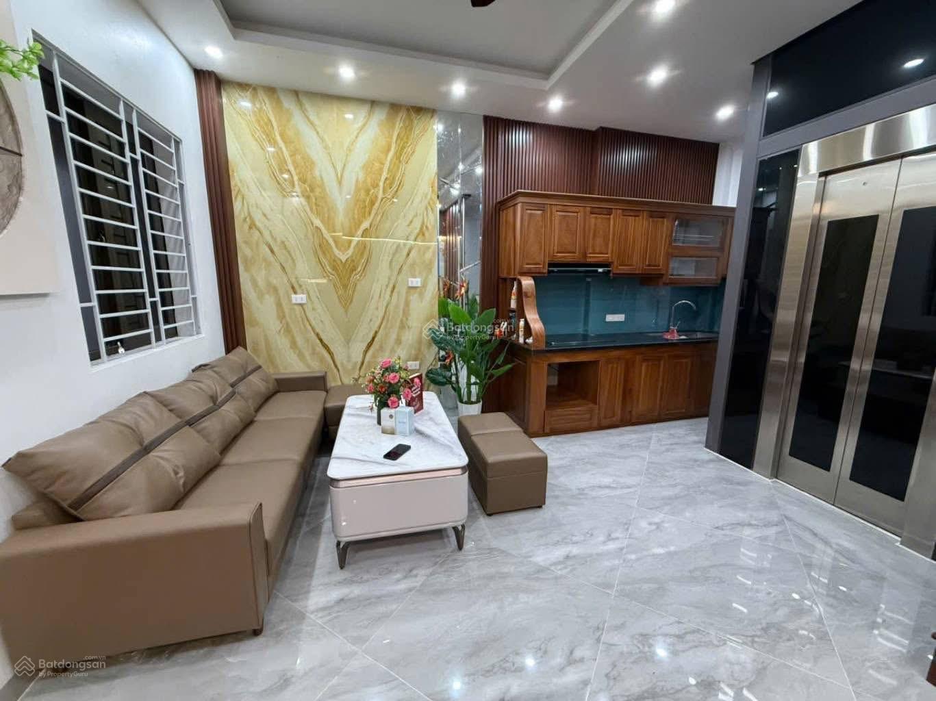 Bán gấp nhà Yên Nội, Liên Mạc 40m2 x5T, thang máy, ô tô vào nhà, giá đầu tư