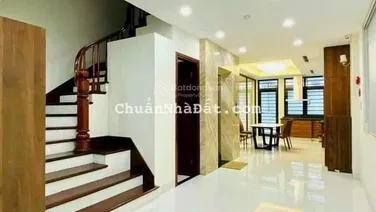 Mới ra căn liền kề Dreamland Xuân La nội thất đẹp giá 35 tỷ