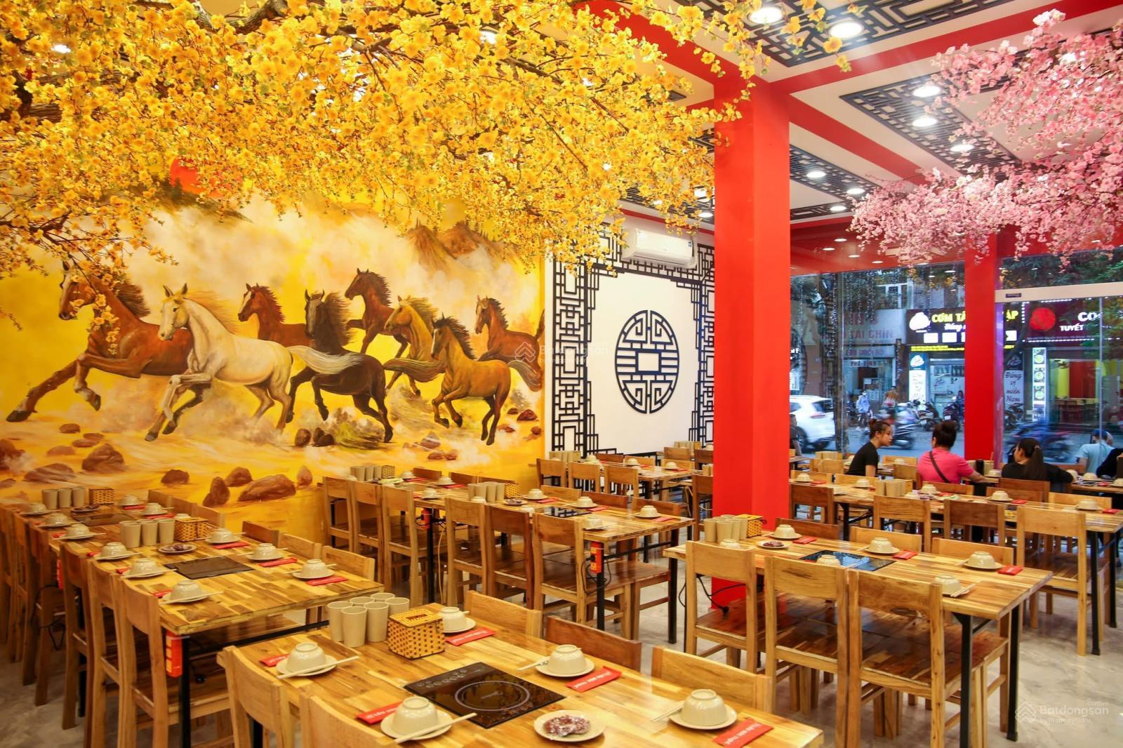 Cho thuê nhà mặt phố Võ Chí Công, DT: 250m2x2tầng, mặt tiền 10m, cho kinh doanh mọi mô hình Cho thuê nhà mặt phố Võ Chí Công, DT: 250m2x2tầng, mặt tiền 10m, cho kinh doanh mọi mô hình