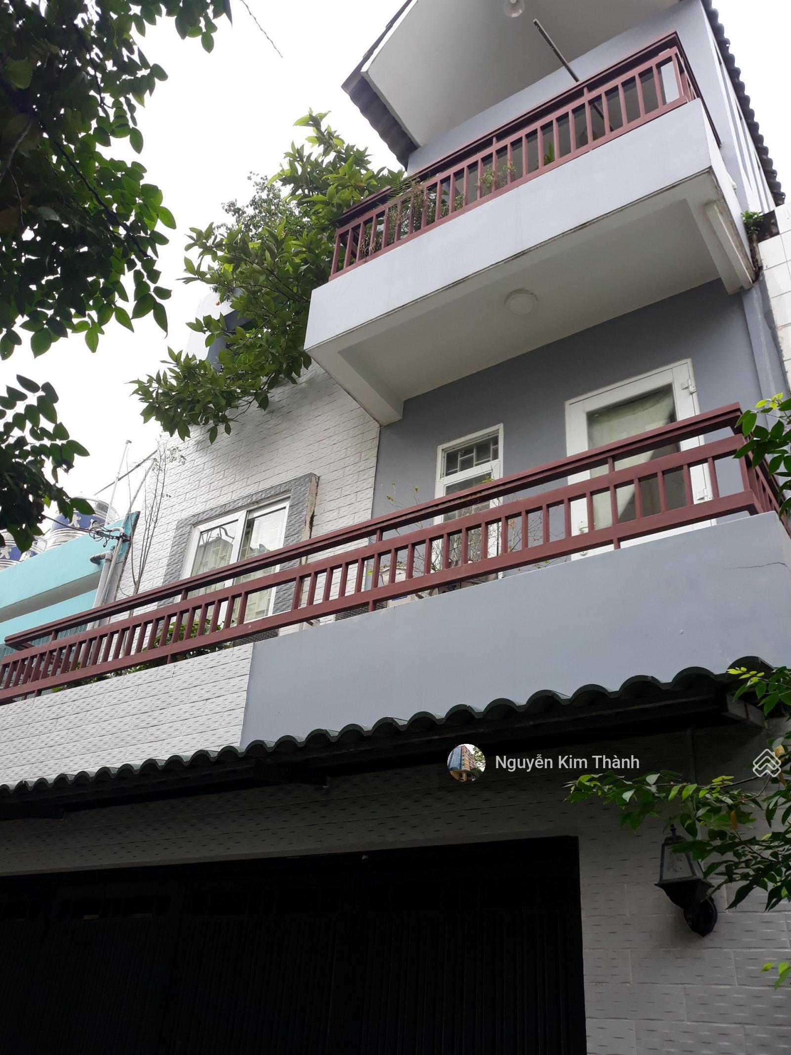 Bán nhà HXH rộng 8m Sư Vạn Hạnh P.12, Q.10 (DT:4.2x14) nhà 3 lầu