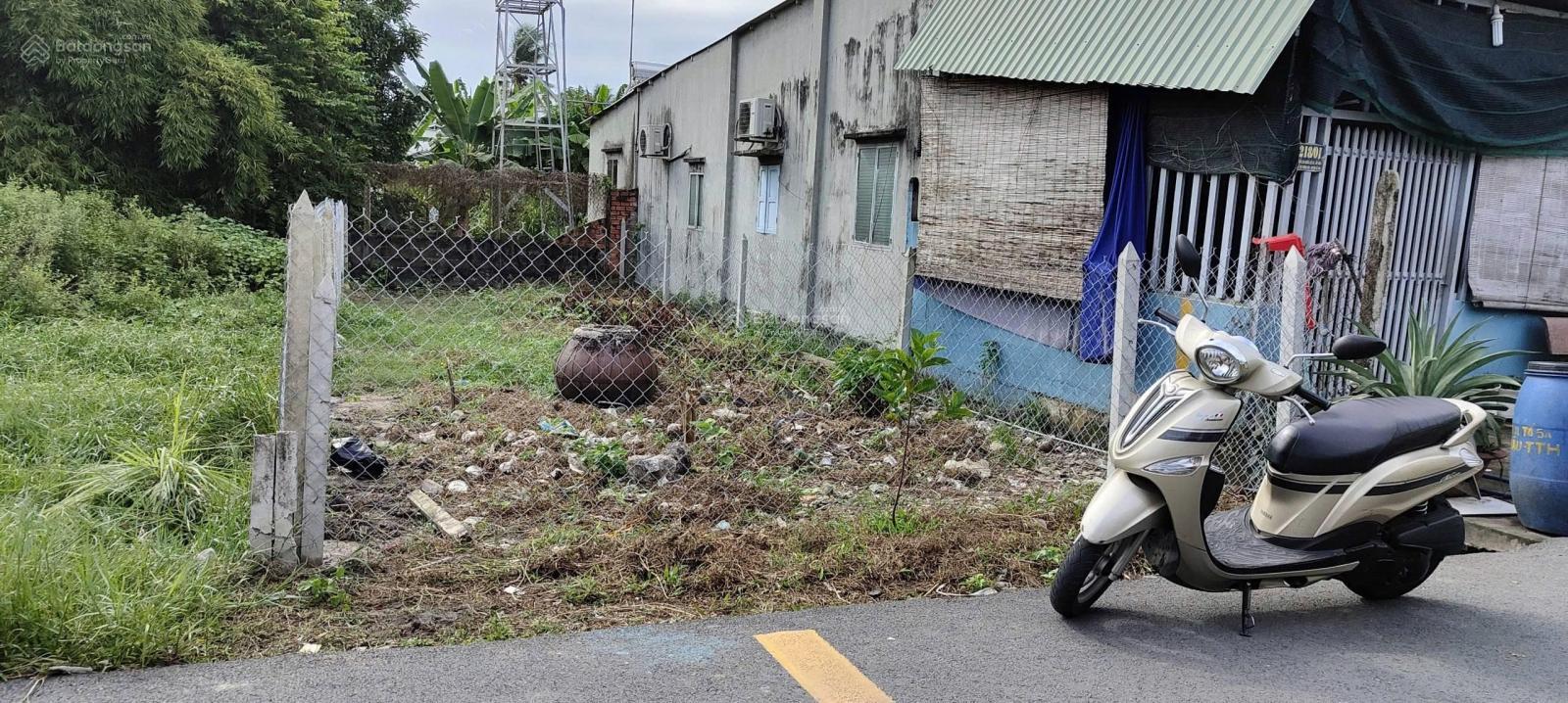 Đất đẹp gần nước mía vườn cau 109m2