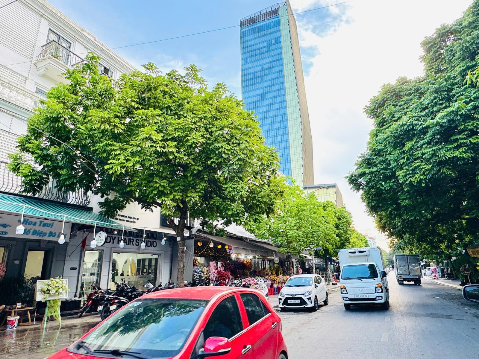 Bán shophouse Vincom Trần Phú - dãy mặt đường Triệu Quốc Đạt
