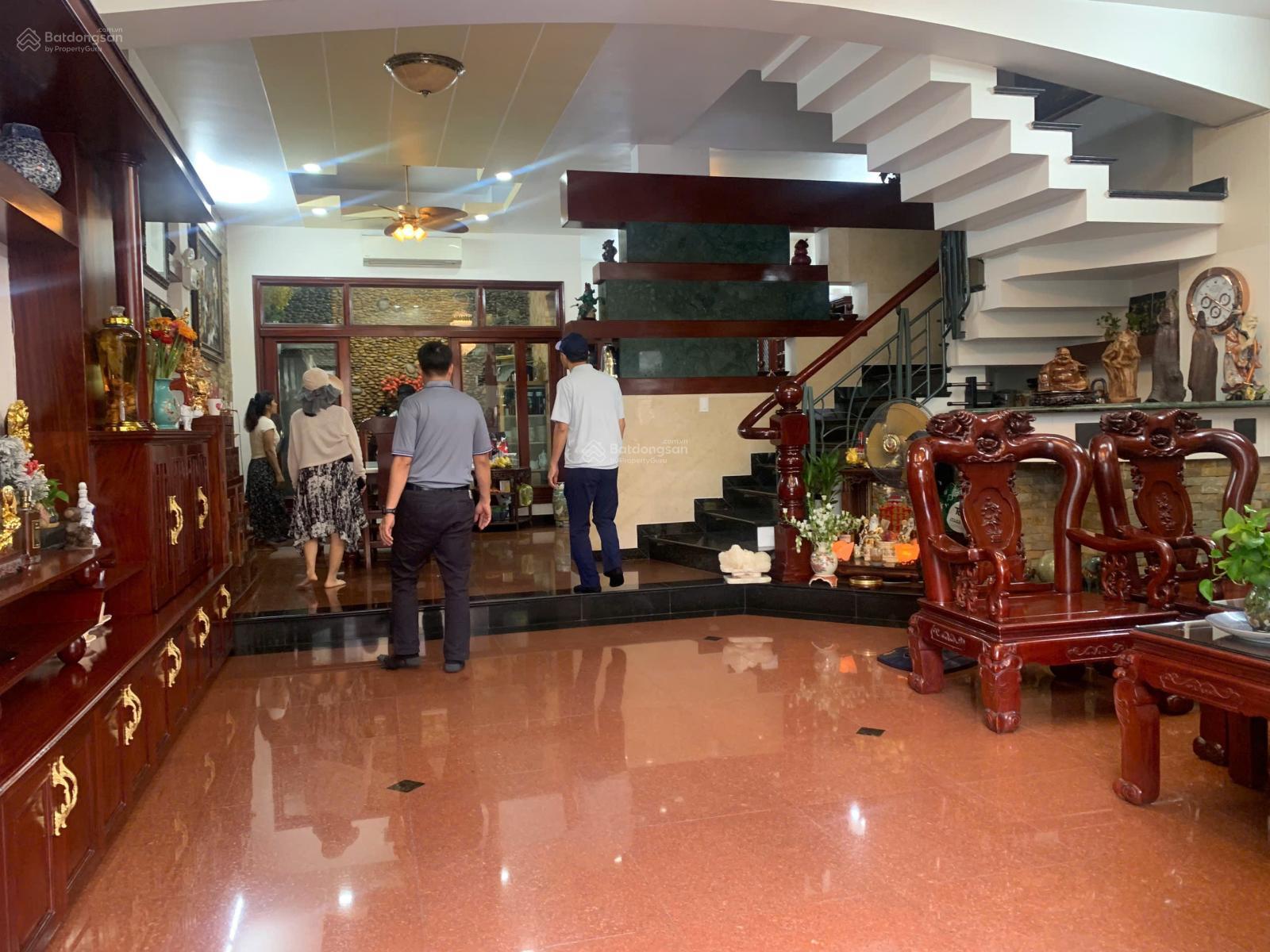 Nhà mặt tiền đường Số 4, P7, GV, 7x15m đúc 1T4L 400m sàn sử dụng, nội thất cao cấp
