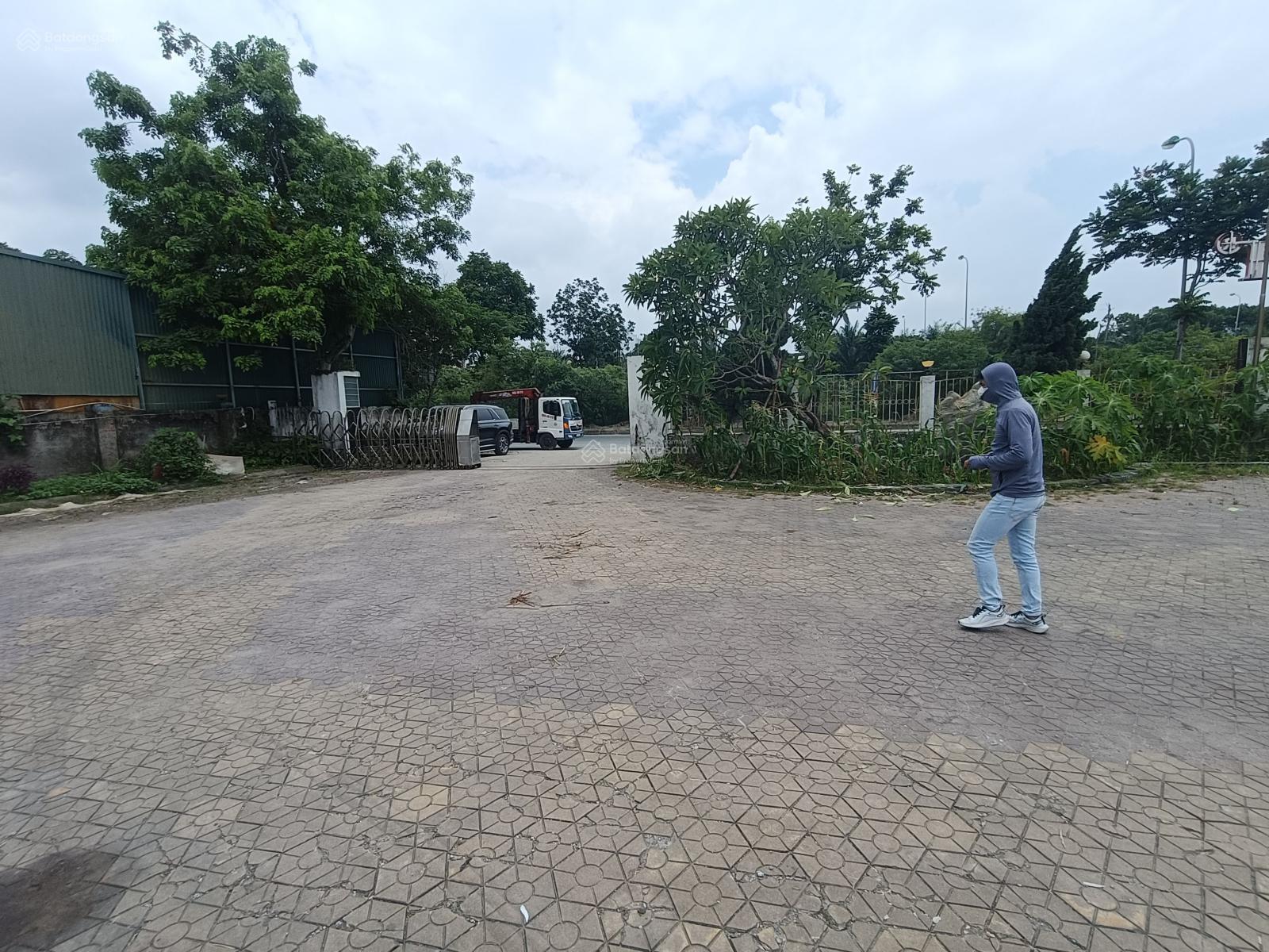 Cho thuê DT 1000m kho xưởng mặt Đại Lộ Thăng Long, An Khánh, điện 3fa, xe công, xuất VAT Cho thuê DT 1000m kho xưởng mặt Đại Lộ Thăng Long, An Khánh, điện 3fa, xe công, xuất VAT