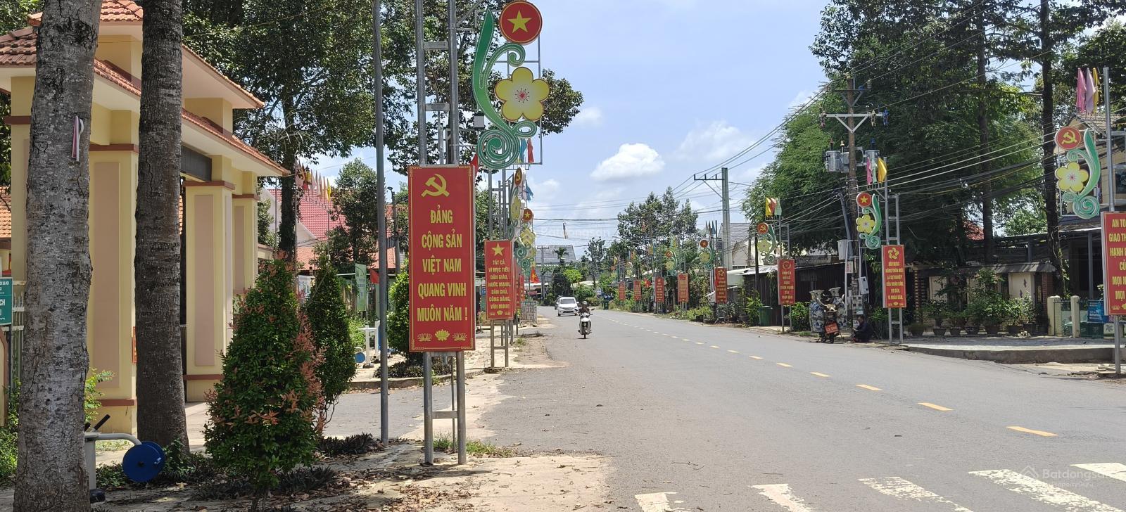 Đất chính chủ 300m2 550 triệu tại ủy ban xã An Thái Phú Giáo