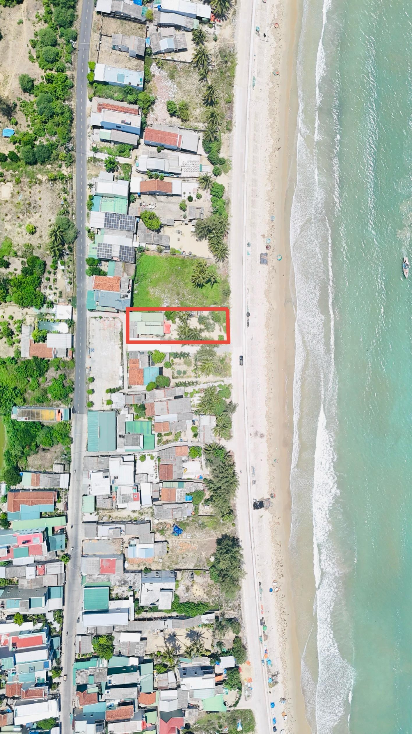 Siêu phẩm nghỉ dưỡng cực đẹp 2 mặt tiền ô tô cả 550mv 400 thổ cư 15m mặt tiền giá khá êm 8.8tỷ