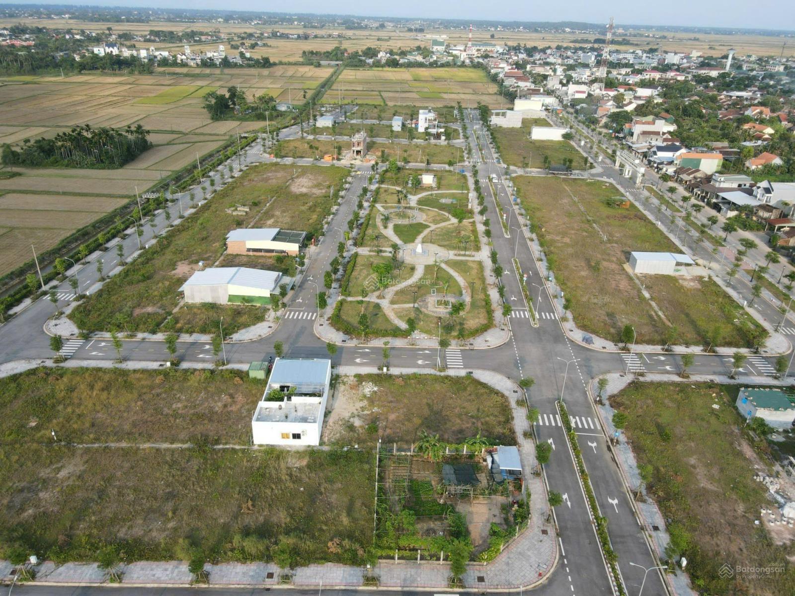 Lô góc KDC Bắc TT Mộ Đức: 100 m2 giá chỉ hơn 1,2 tỷ chút xíu