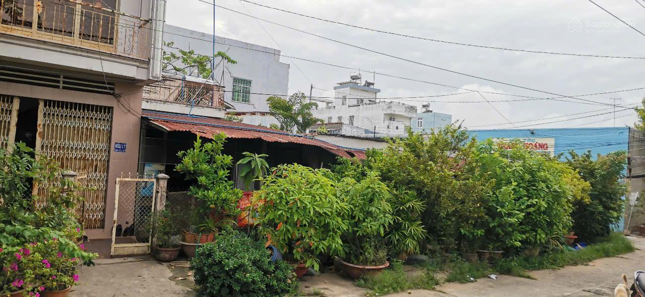 Bán nhà & đất rộng 200m² hẻm 9m ngã 3 gần công viên chính chủ Bán nhà & đất rộng 200m² hẻm 9m ngã 3 gần công viên chính chủ