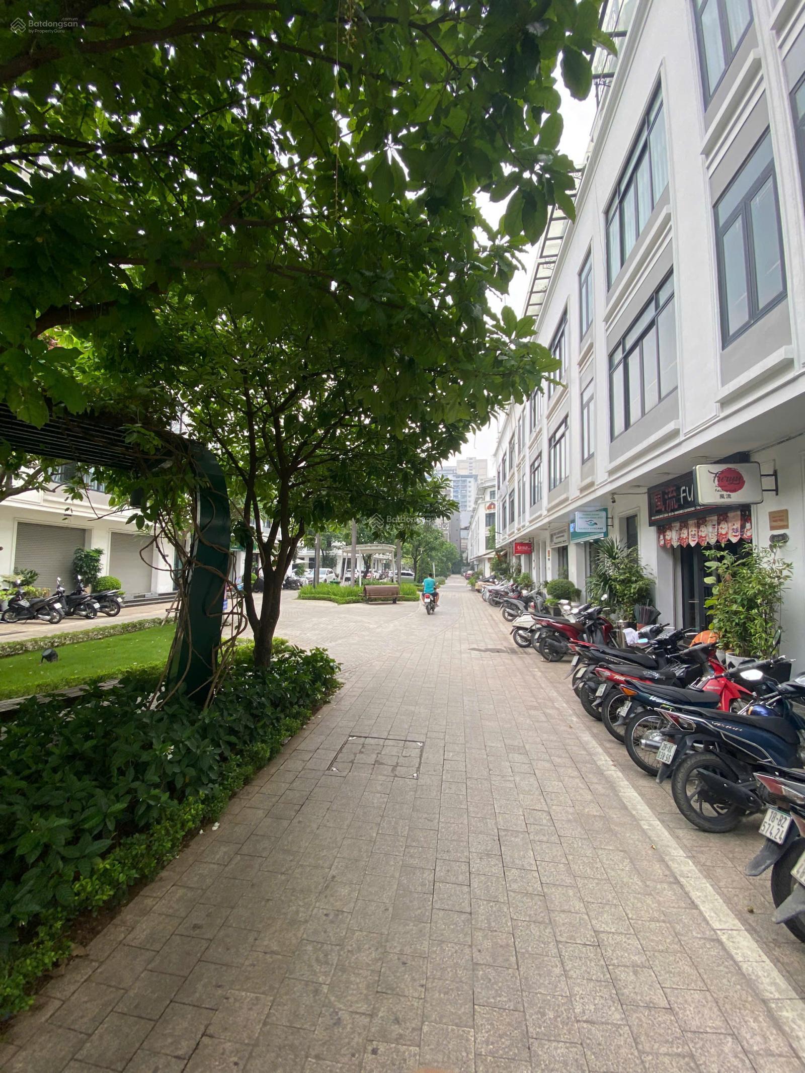 Cho thuê biệt thự 100m2 x 5t, mt 6m tại Nguyễn Cơ Thạch, Cầu Diễn, Nam Từ Liêm, Hà Nội, giá 50tr Cho thuê biệt thự 100m2 x 5t, mt 6m tại Nguyễn Cơ Thạch, Cầu Diễn, Nam Từ Liêm, Hà Nội, giá 50tr