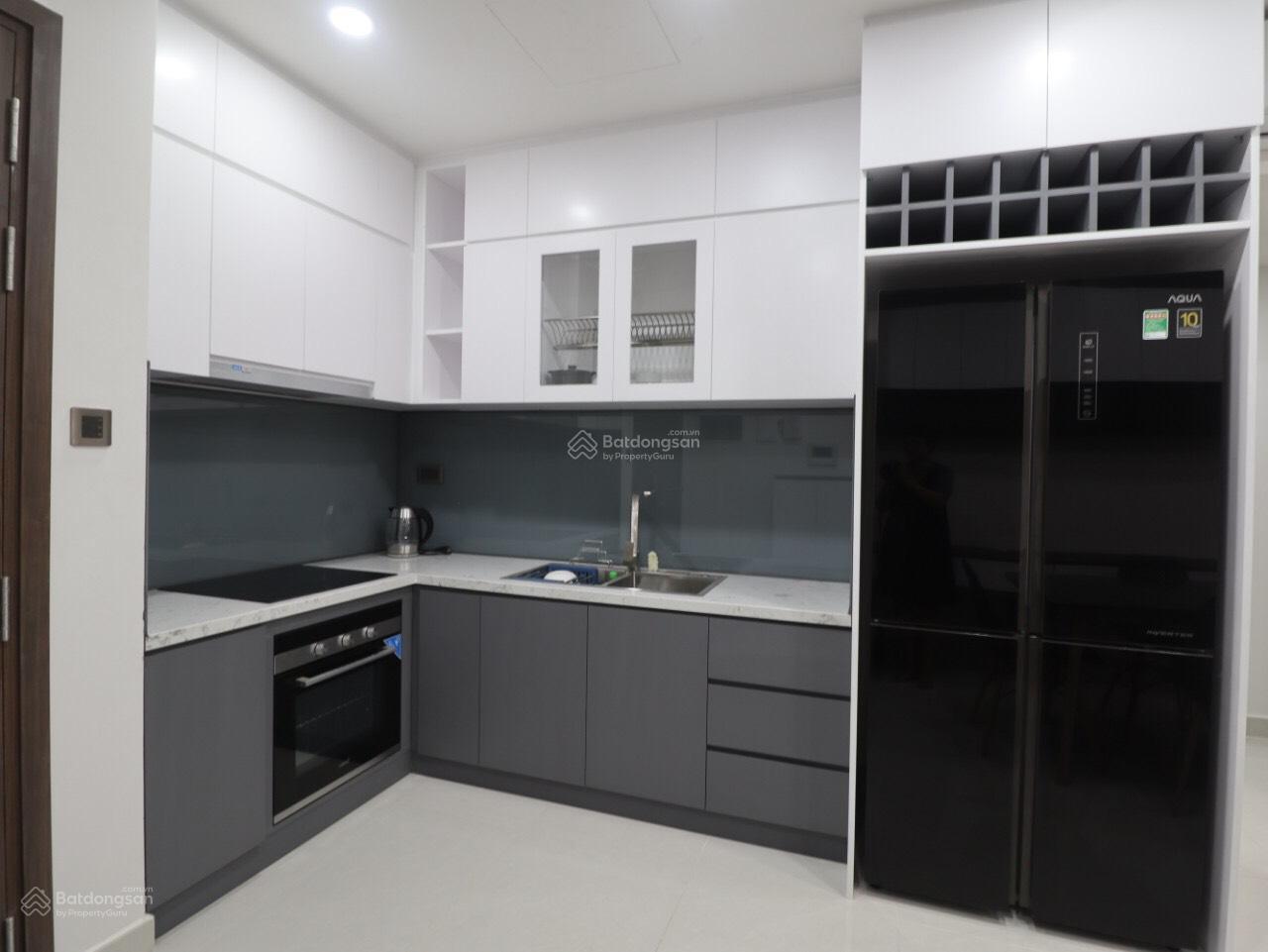 Cho thuê officetel văn phòng Quận 4 căn góc 70m2 tại Saigon Royal, giá chỉ 25 triệu/tháng