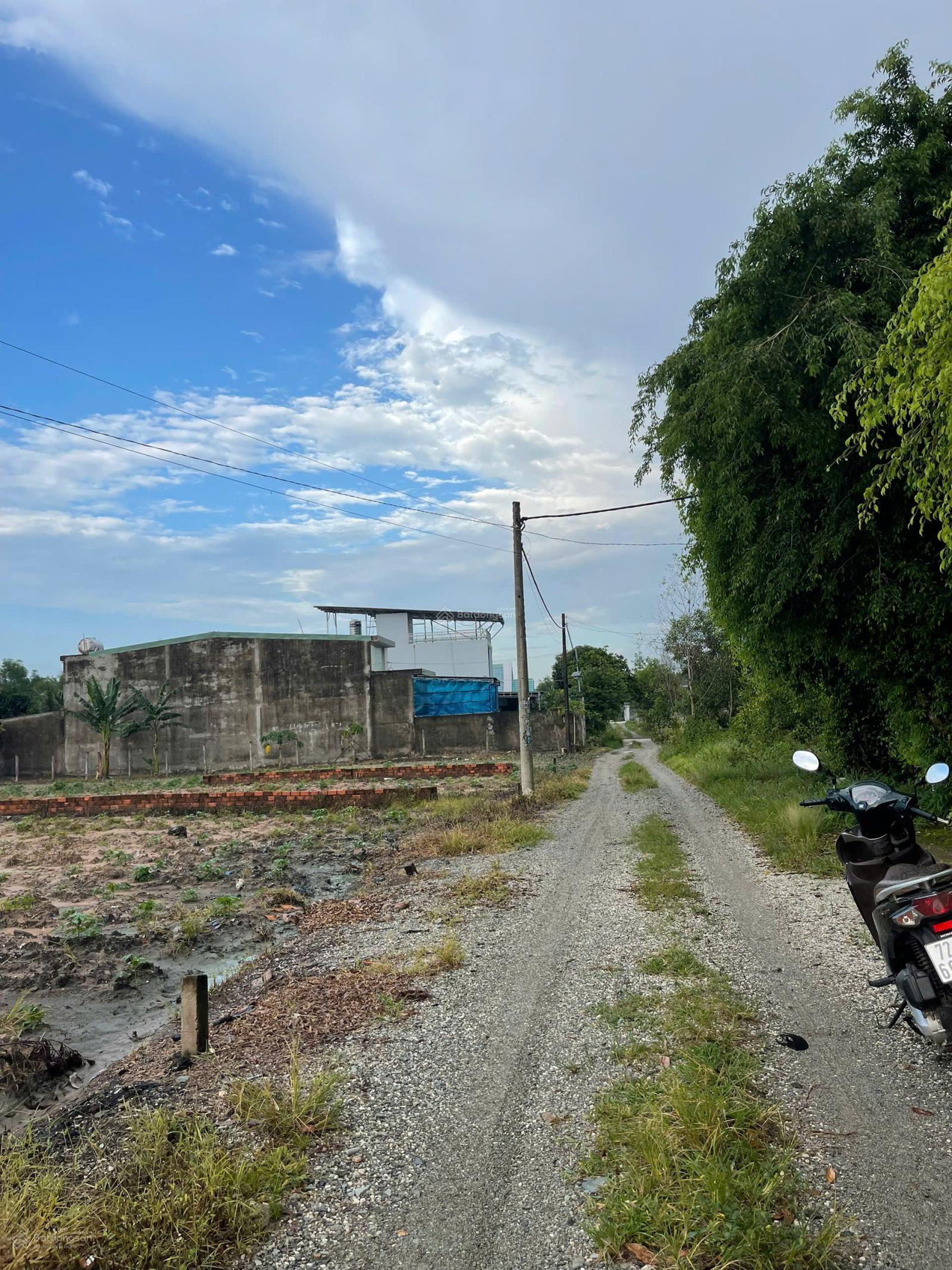 Cần bán lô đất KP4 Hắc Dịch - phường Tân Thành. TP Hồ Chí Minh