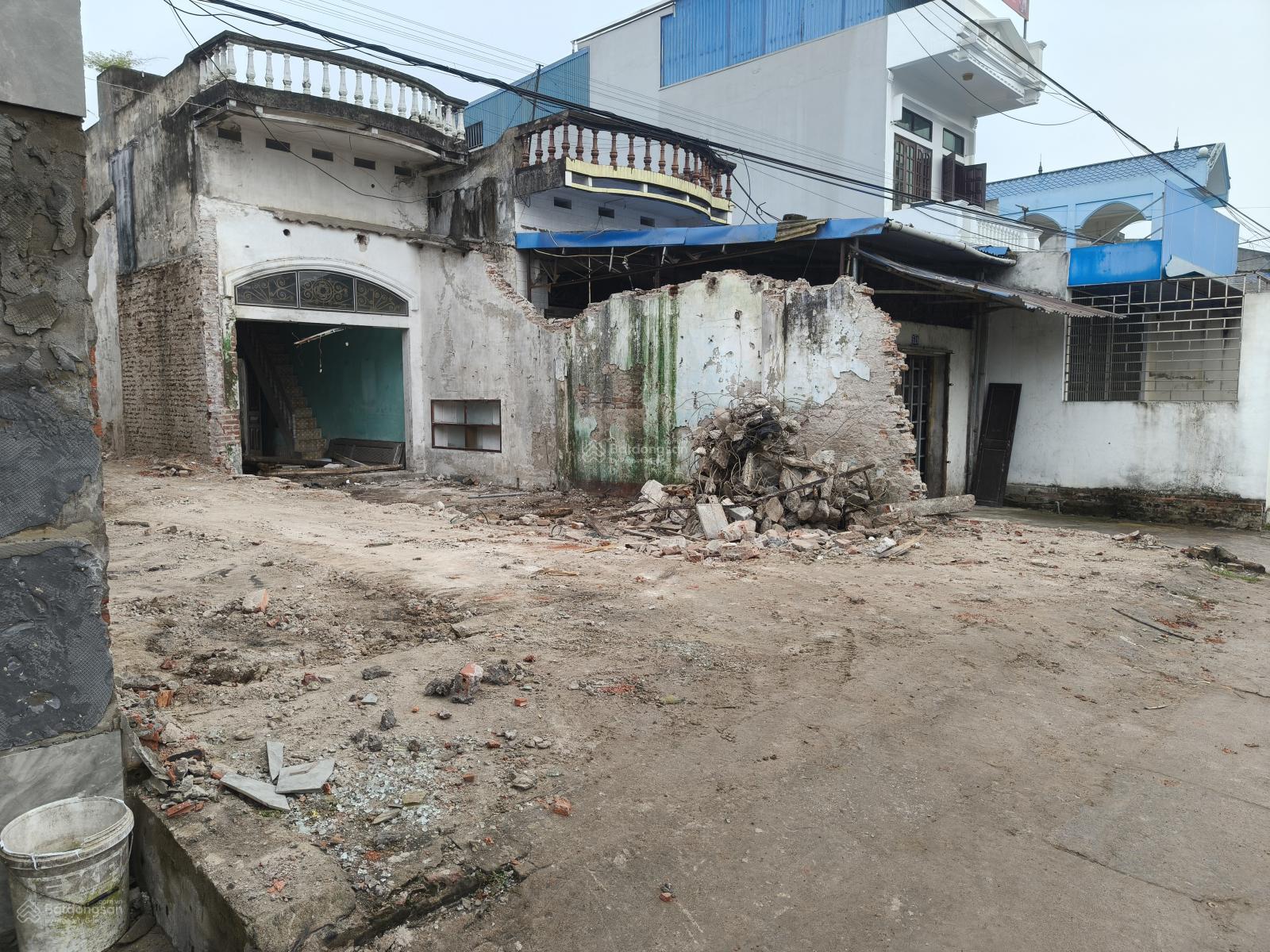 450m2 thổ cư, đường Điện Biên, ô tô trong nhà. 5,5 tỷ 450m2 thổ cư, đường Điện Biên, ô tô trong nhà. 5,5 tỷ