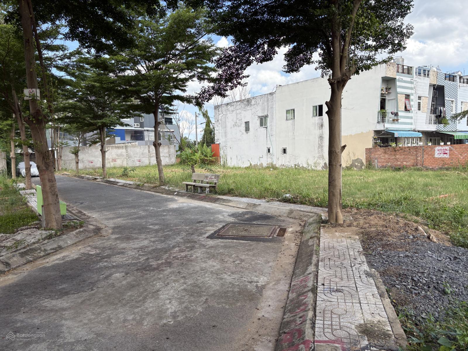 bán đất thổ cư. hẻm công an xã nhơn đức