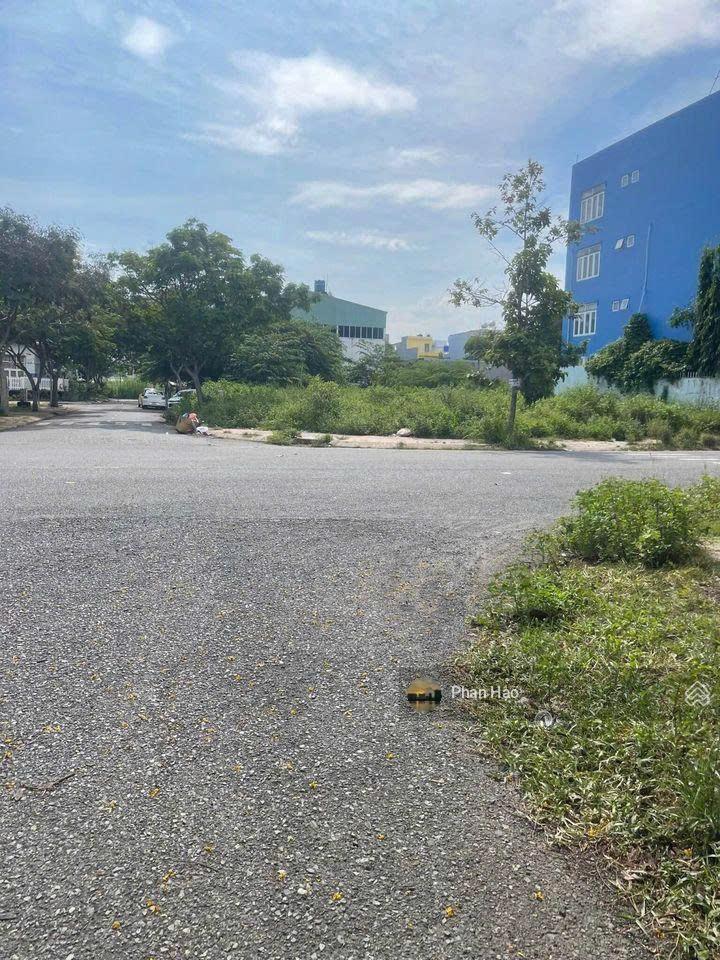 Ngay vòng xoay Mỹ Thạnh An, bán lô đất 130m2 giá 560 triệu, Đường Phạm Ngọc Thảo, Bến Tre
