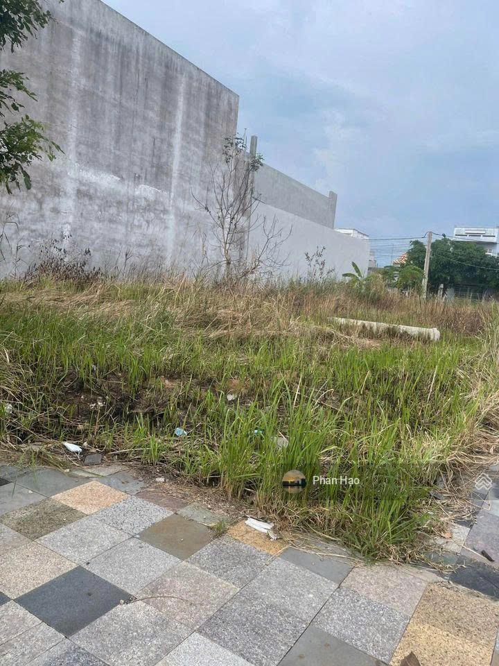 Ngay vòng xoay Mỹ Thạnh An, bán lô đất 130m2 giá 560 triệu, Đường Phạm Ngọc Thảo, Bến Tre