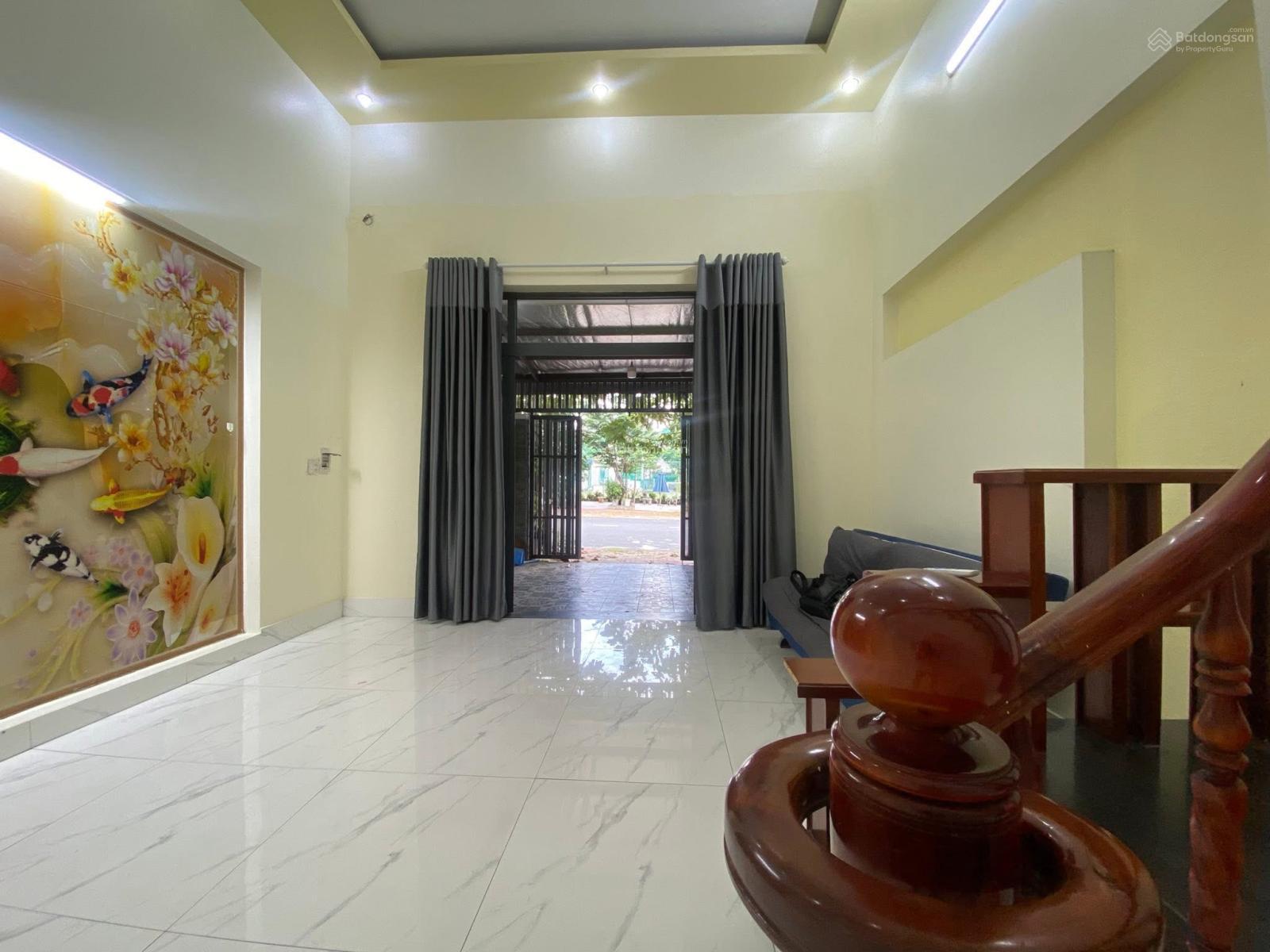 Cho thuê Nhà riêng 9 triệu, 100m2 tại Hiệp Thành III, Thủ Dầu Một, Bình Dương chỉ với. Hot