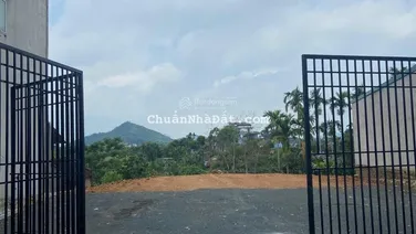 Bán đất 645m2 tại Xã Yên Bình, Thạch Thất, Hà Nội, giá 30 triệu VND/m2 mặt tiền 12m, phong thủy tốt