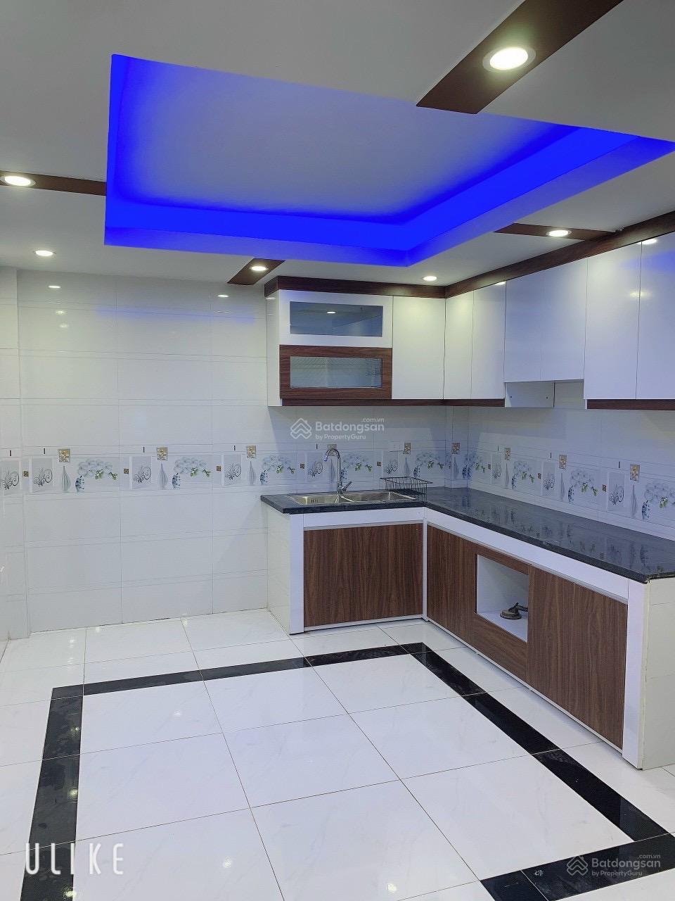 Bán Nhà cách cầu Bích Hoà 200m ô tô lùi cửa nhà dân xây mới 4T x 32m2 giá chỉ 3.15 tỷ