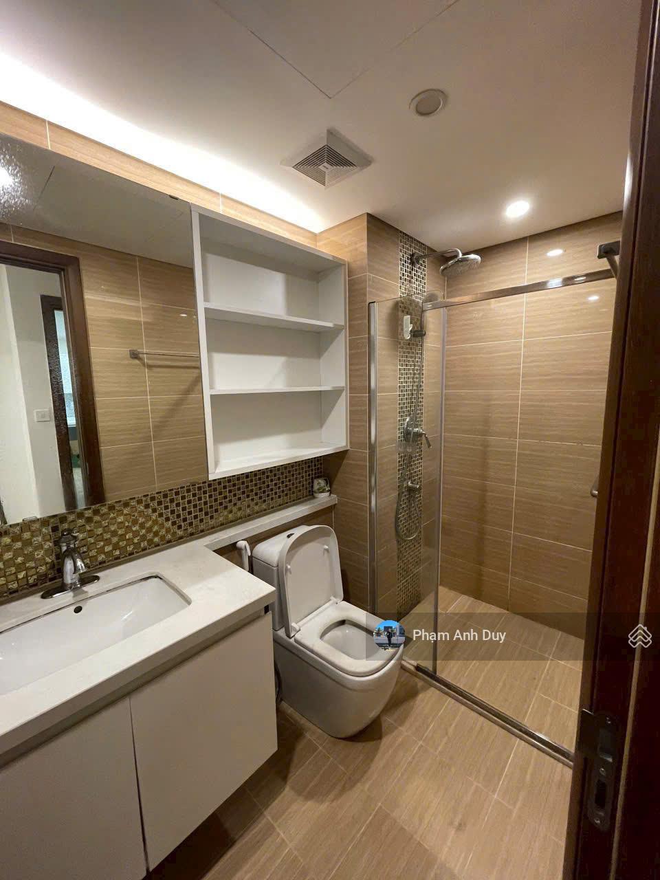 Bán gấp! Căn hộ 3 phòng ngủ, ban công Đông Nam cực hiếm, đầy đủ nội thất tại Florence Mỹ Đình