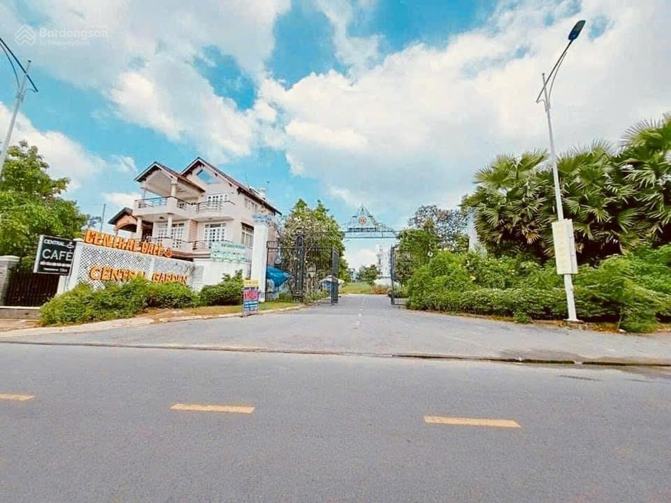 Đất KDC Central Garden, 100m2 full, giá 4,2 tỷ, bao sang tên