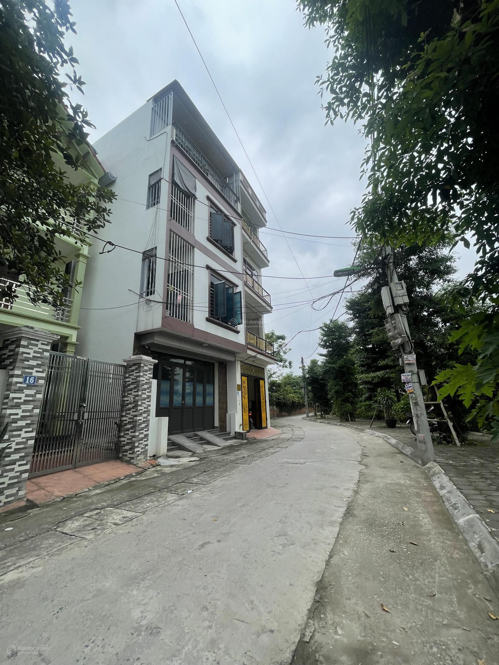 Chính chủ bán nhà 3 tầng, Nhị Châu Ngọc Hồi. Ô tô tránh nhau