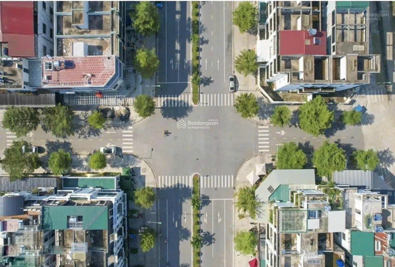 Nhượng lại căn nhà liền kề suất cán bộ, giá tốt nhất Quán Toan, Hồng Bàng vị trí đẹp nhất