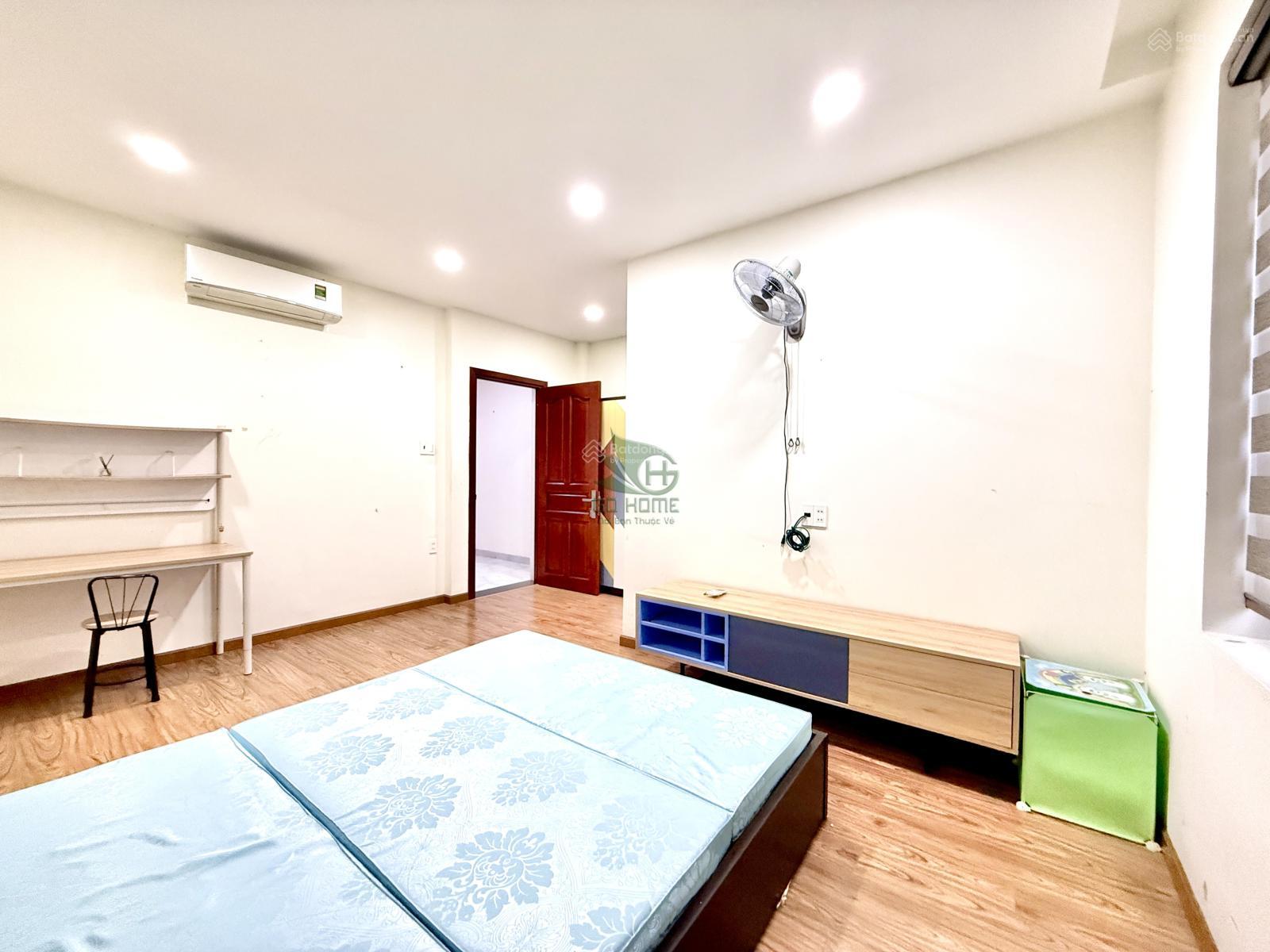 Cho thuê nhà 4 phòng ngủ full nội thất khu Hà Quang 2 giá 23 triệu/th