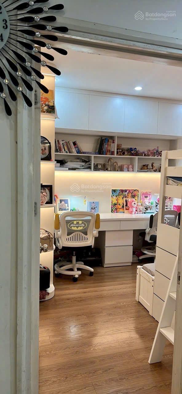 Chính chủ bán căn hộ CT7HJK Dương Nội DT 57m2 tim tường 2 ngủ, 2WC giá 3ty400tr . LH: 0988 187 ***