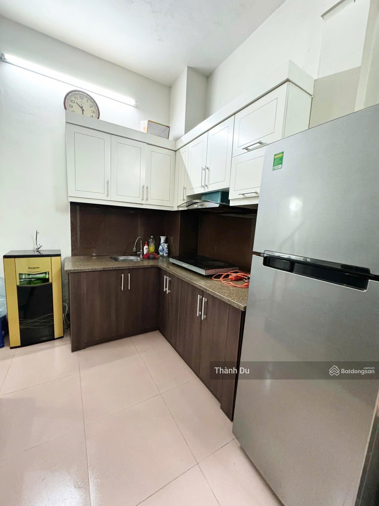 Cho thuê nhà nguyên căn 4T Ngô Gia Tự - Long Biên - gần BigC - 3 ngủ full đồ vào ở ngay - 8,5 tr/th Cho thuê nhà nguyên căn 4T Ngô Gia Tự - Long Biên - gần BigC - 3 ngủ full đồ vào ở ngay - 8,5 tr/th