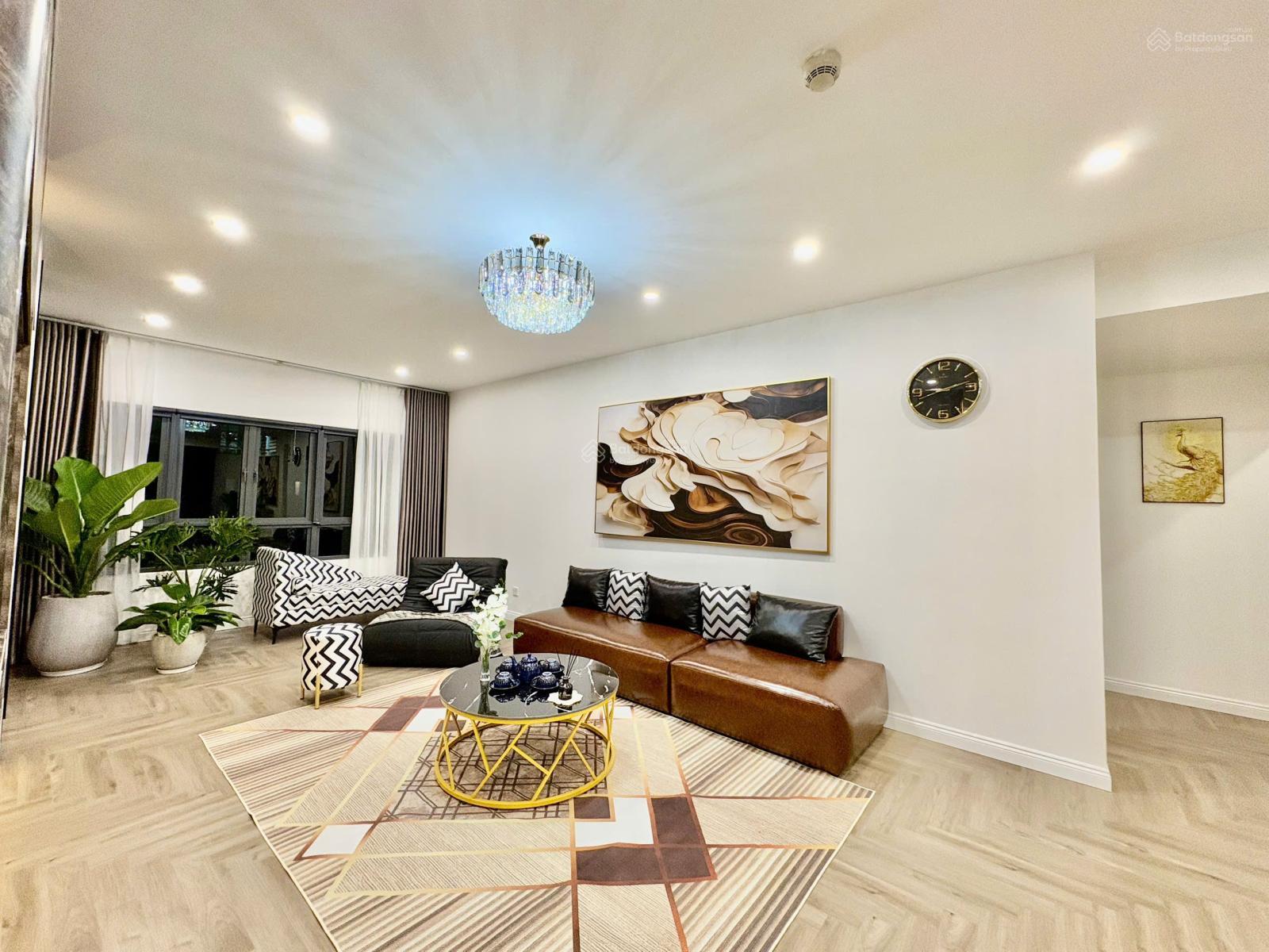 Chính chủ bán căn 2PN Hà Nội Center Point 27 Lê Văn Lương, full đồ, sổ đỏ, giá 7 tỷ, LH 0394 260 ***