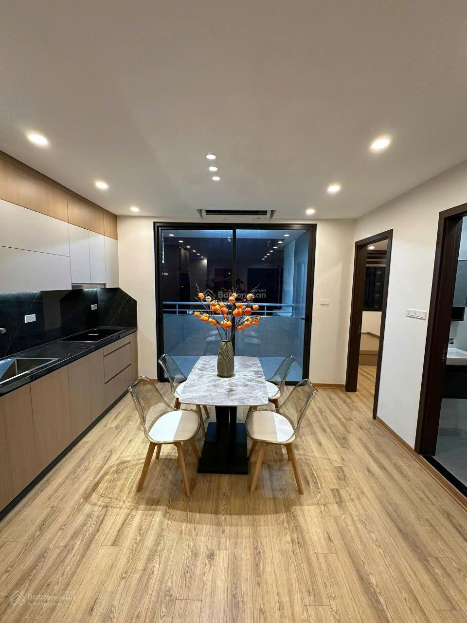 Tôi cần bán căn hộ CC Sakura 47 Vũ Trọng Phụng, căn góc, 3PN DT 95m2, full nội thất, giá bán 6tỷ6