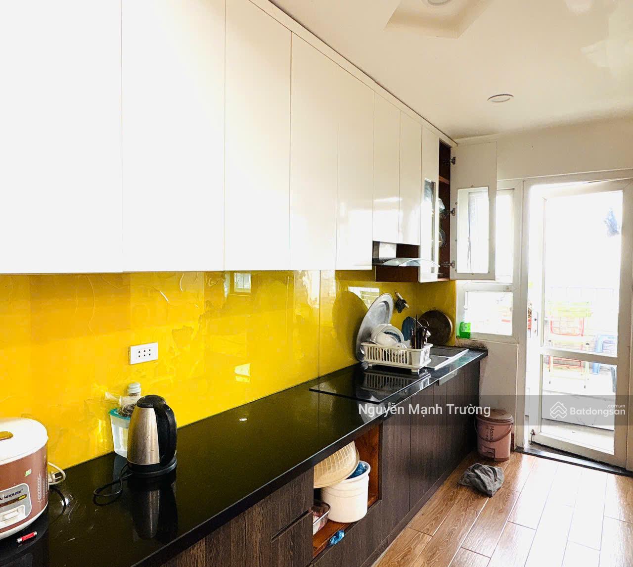Bán căn 2 phòng ngủ 2WC diện tích 63m2, ban công view trọn hồ Linh Đàm chung cư VP6 Linh Đàm Bán căn 2 phòng ngủ 2WC diện tích 63m2, ban công view trọn hồ Linh Đàm chung cư VP6 Linh Đàm