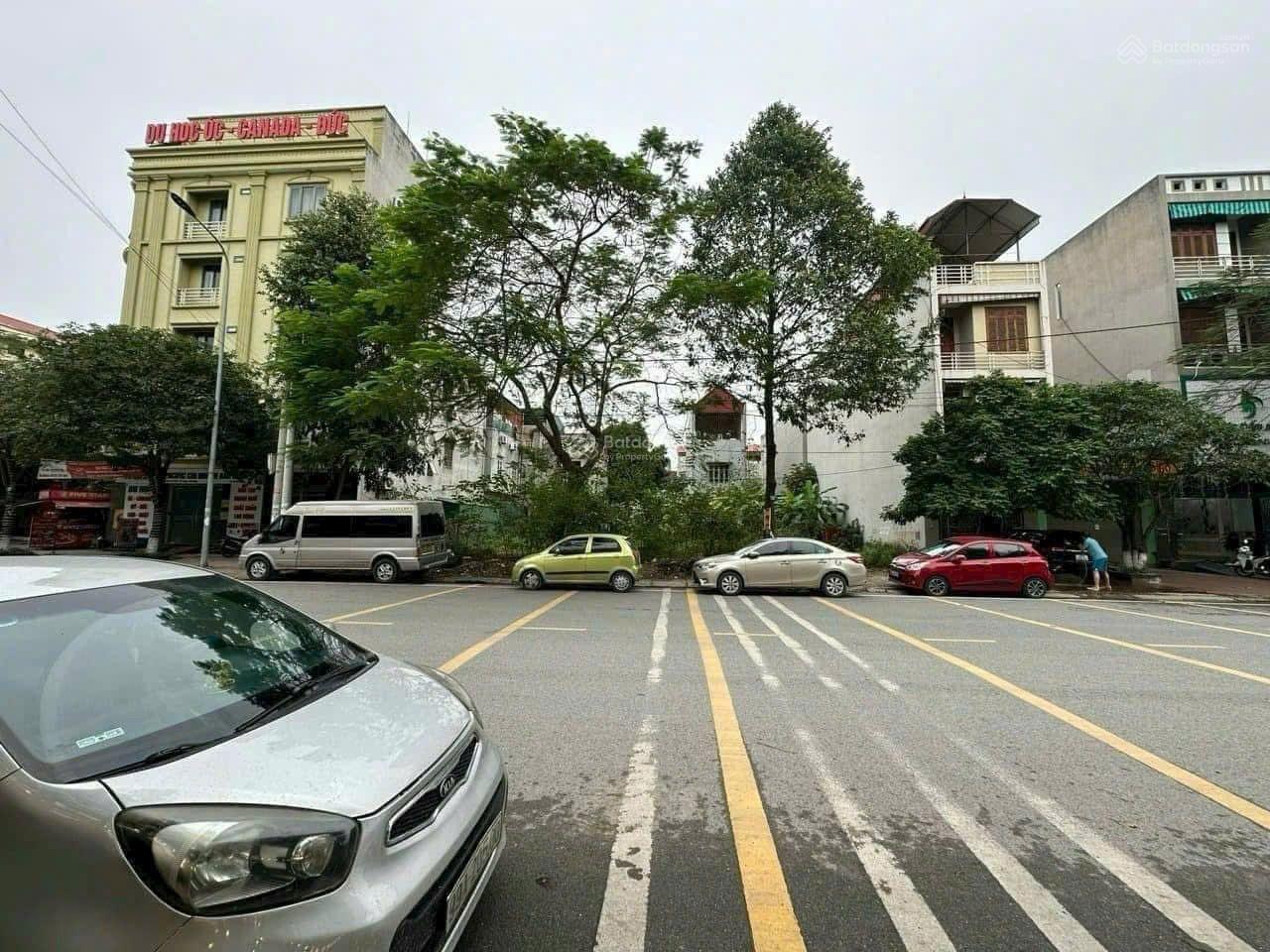 Vị trí kinh doanh hiếm có trục chính Hoàng Hoa Thám Võ Cường diện tích: 81m2 | mặt tiền: 4.5m