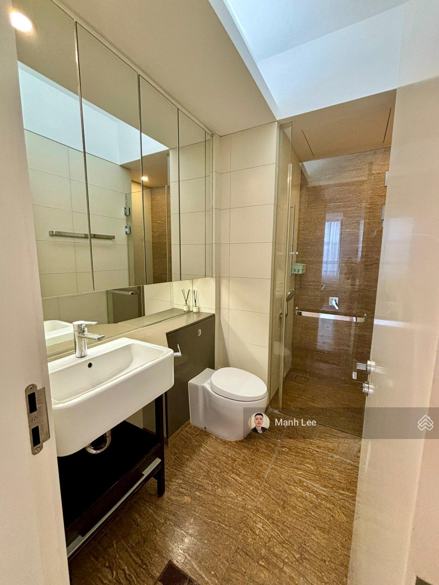 Bán căn hộ siêu đẹp tại Indochina Plaza (IPH) 93m2/2pn sẵn sổ đỏ full đồ view đẹp, LH 0968 765 *** Bán căn hộ siêu đẹp tại Indochina Plaza (IPH) 93m2/2pn sẵn sổ đỏ full đồ view đẹp, LH 0968 765 ***