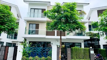 Chính chủ cho thuê biệt thự tại khu đô thị mới Dương Nội dt 200m2 hoàn thiện full giá 28tr/tháng
