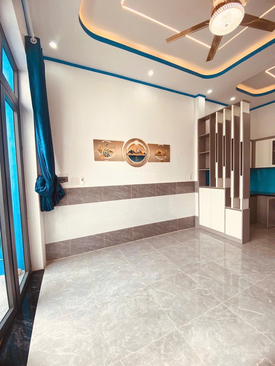 Bán nhà 2 phòng ngủ, 1/ TL824 gần chợ Mỹ Hạnh, có sổ hồng riêng, 115m2 giá 1 tỷ 750