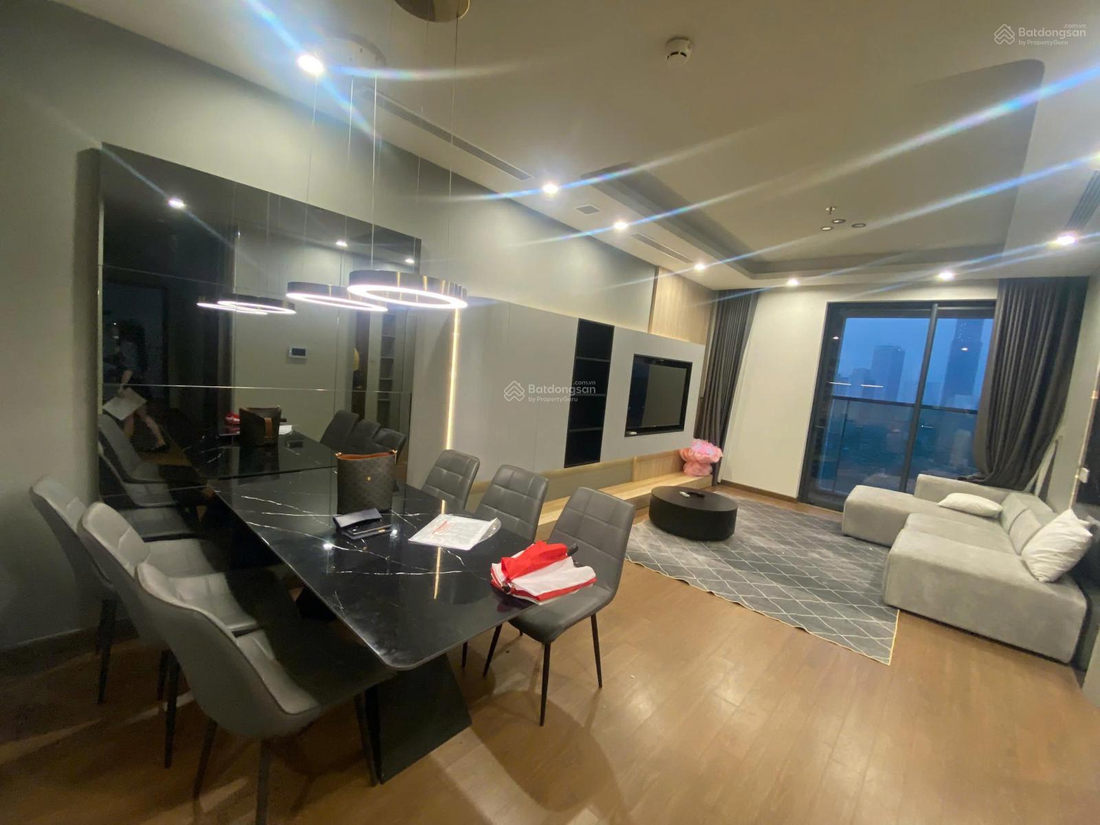 Bán 150 căn hộ có DT: 32m2-40m2, 60m2-72m2, 94m2 - 136m2 từ 1-4PN tại Vinhome West Point Phạm Hùng