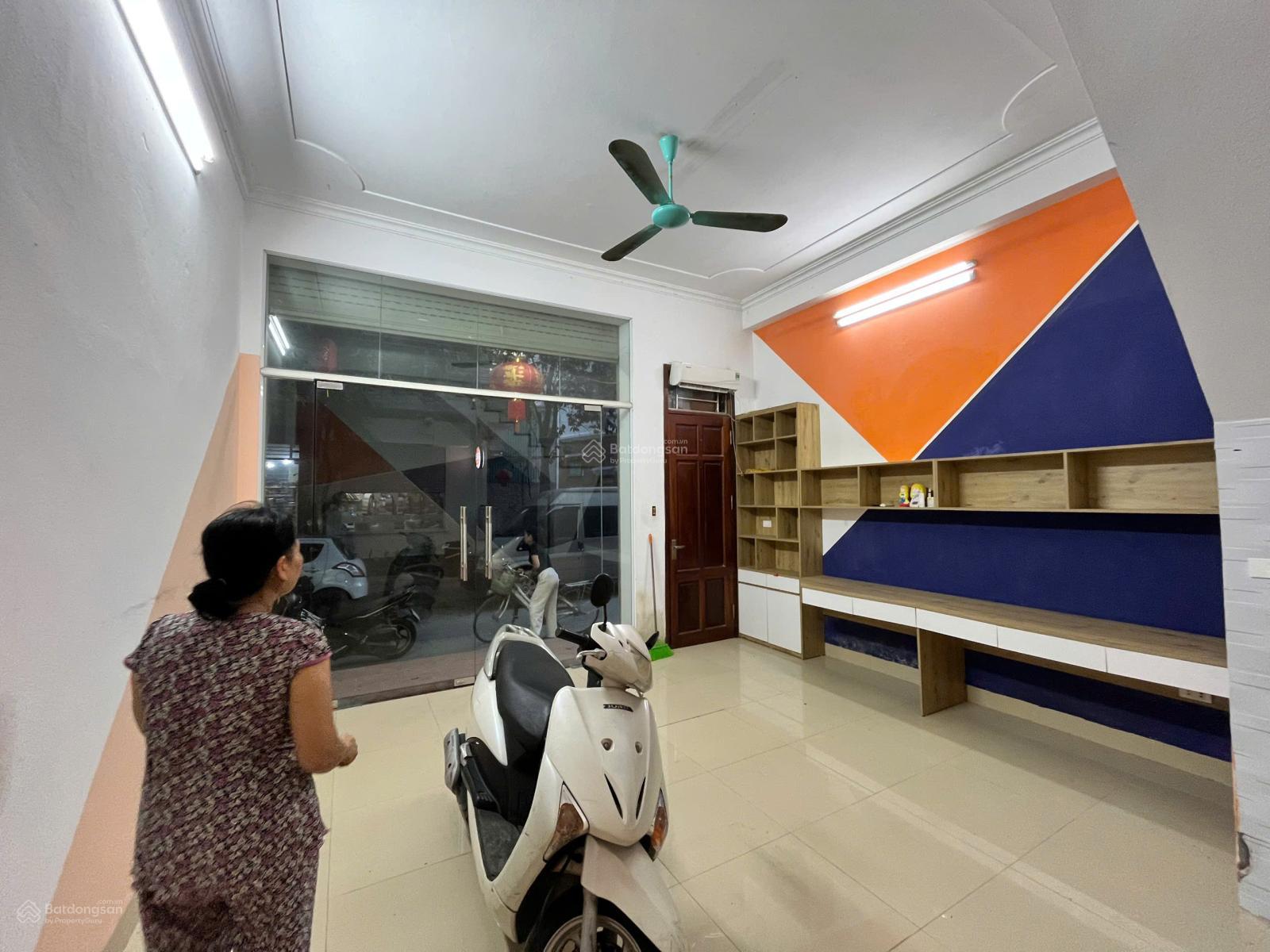 Cho thuê văn phòng Mỗ Lao - Thanh Bình, văn phòng tầng 1, 25 m2, phù hợp văn phòng đại diện