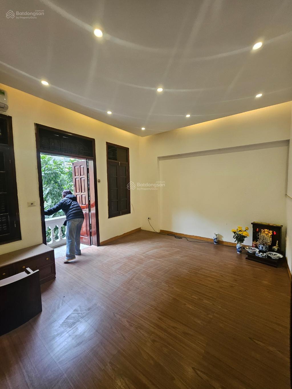 Bán gấp nhà phân lô Đền Lừ vị trí đẹp kinh doanh sầm uất, diện tích 58m2 mặt tiền 5,5m giá chỉ 22tỷ
