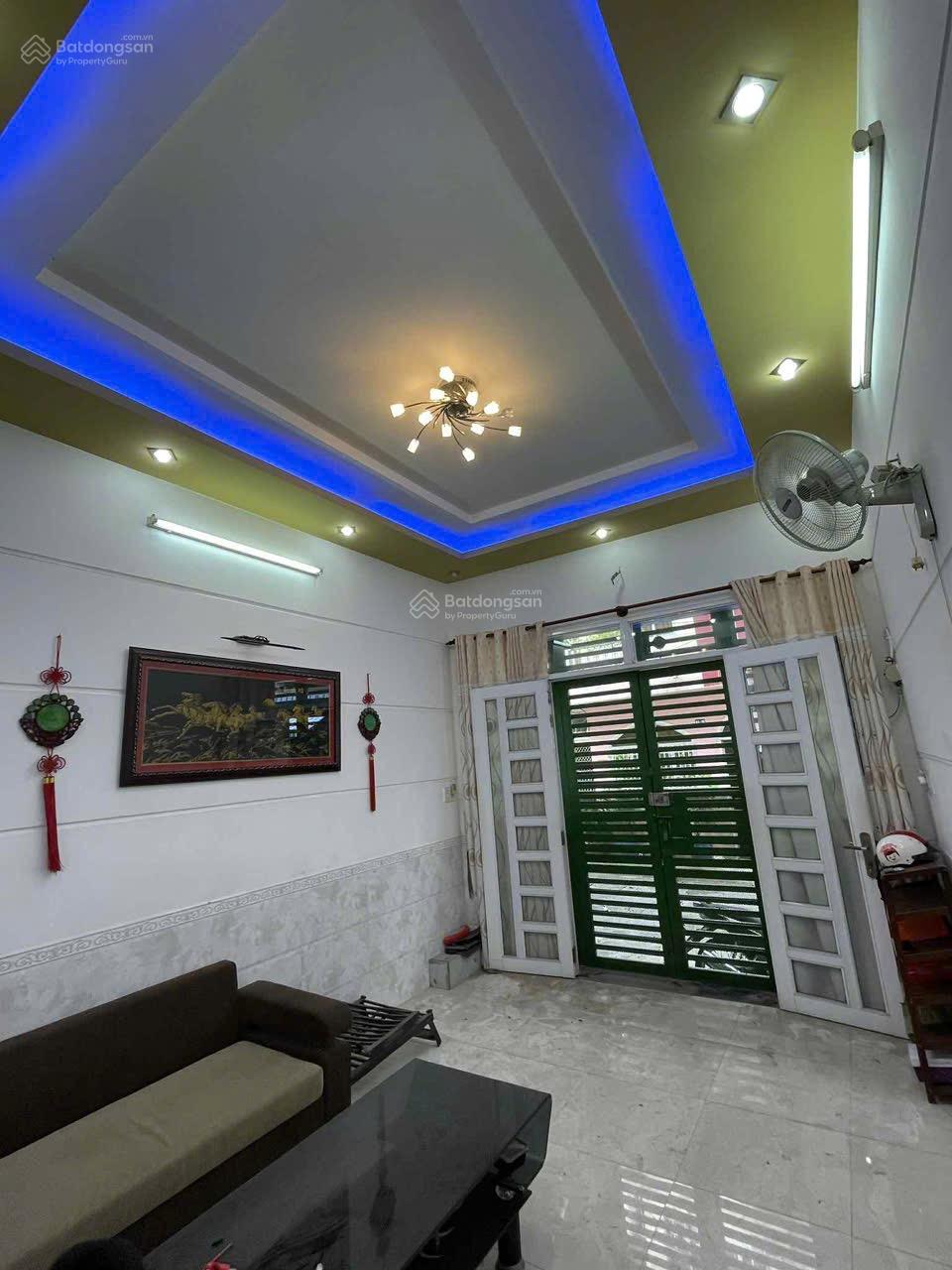 Bán gấp nhà hẻm 8m xe hơi đậu cửa - Khu Bộ Nội Vụ - An ninh cực cao - Giá rẻ