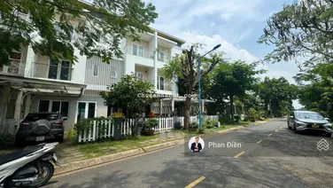Chính chủ bán nhà phố Melosa Khang Điền 5x20m view hồ cảnh quan. Sổ hồng riêng. Gọi 0982 667 ***