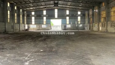 Cho thuê gấp kho, xưởng Nguyễn Văn Bứa, cụm CN Xuân Thới Sơn. Đường xe container, trần cao 12m